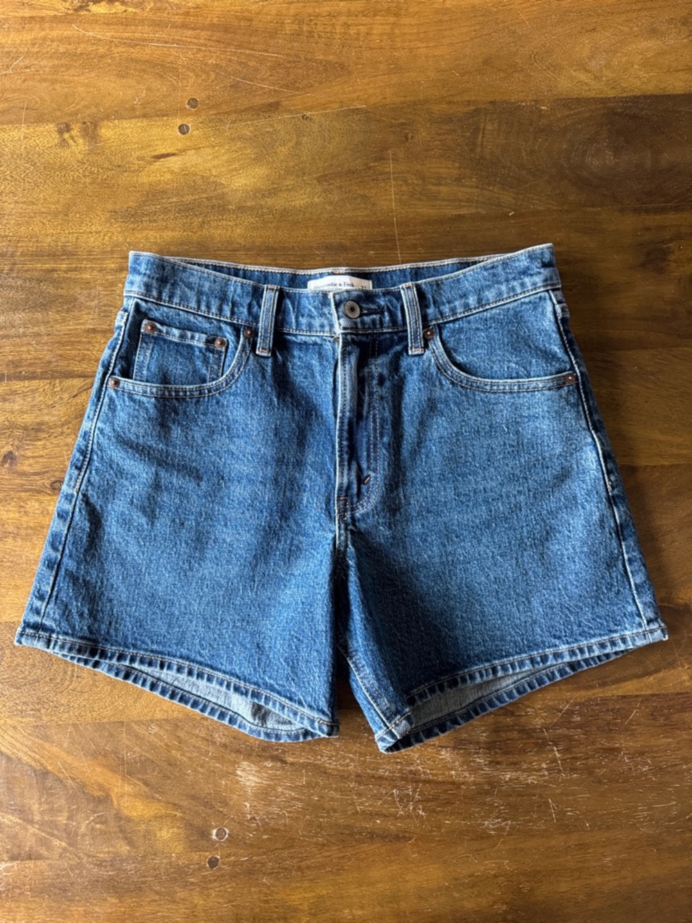 Classic High-Rise Dad Shorts in Blue